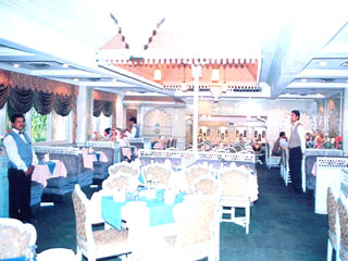 Yuvraj Palace Hotel Ranchi Restaurant